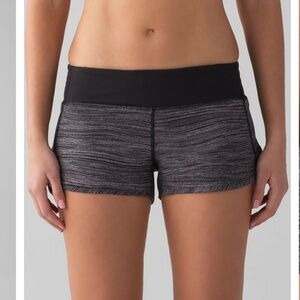 NWT Lululemon Sz 4 Speed Short (4-way Stretch 2.5") Bit Point Ice Grey Black